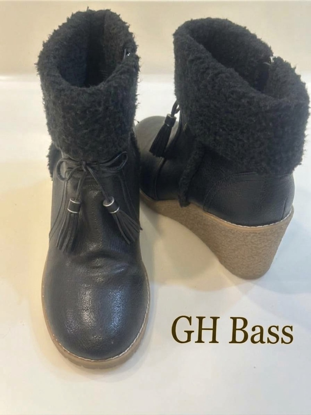 G.H. Bass Black Leather Faux Shearling Cuff Tassel Wedge Ankle Booties Size 9